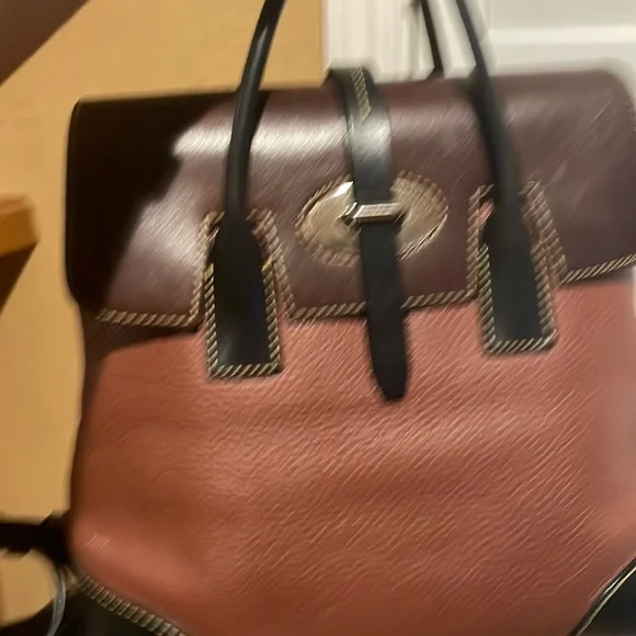 I’m selling my original Dooney and Bourke backpack purse Dooney & Bourke ~ Backpack ~ Vintage ~ New ~ Mint ~ Medium  main image 3